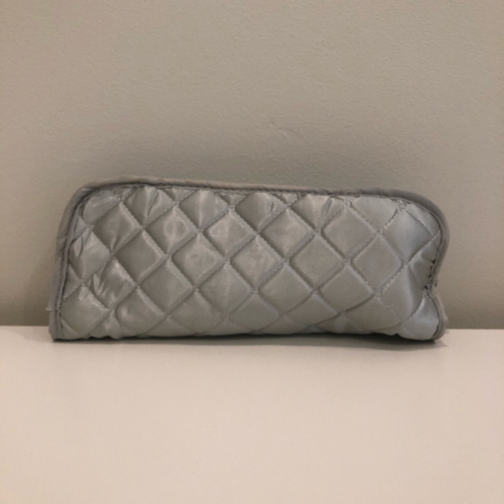 silver CHI touch up flat iron
